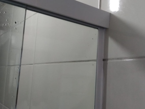 Foto de Vidraçaria e Esquadria - Itaqui Vidros em Matinhos, PR por Solutudo