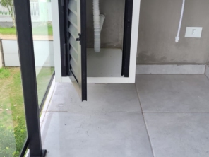 Foto de Vidraçaria e Esquadria - Itaqui Vidros em Matinhos, PR por Solutudo