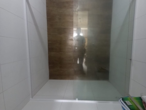 Foto de Vidraçaria e Esquadria - Itaqui Vidros em Matinhos, PR por Solutudo