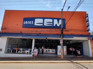 Foto de Lojas CEM F053 em Santa Cruz do Rio Pardo, SP por Solutudo