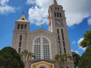 Foto de Pederneiras em Pederneiras, SP por Solutudo