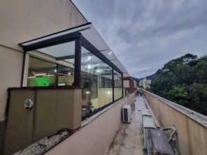Foto de Conceito Vidros em Florianópolis, SC por Solutudo