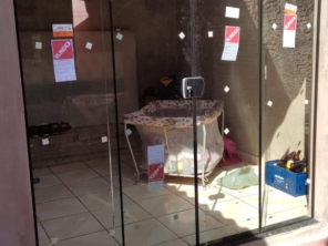 Foto de Dividros em Assis, SP por Solutudo