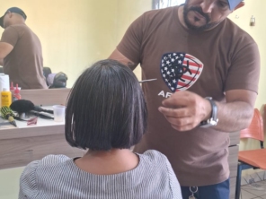 Foto de D.Feitosa Barbearia e Salão em Guajará-Mirim, RO por Solutudo