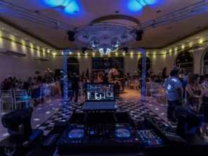Foto de DJ Vlady em Pederneiras, SP por Solutudo