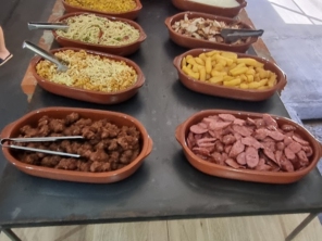 Foto de Restaurante Saranholi em Pederneiras, SP por Solutudo