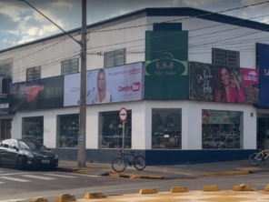 Foto de Loja São João em Santa Cruz do Rio Pardo, SP por Solutudo