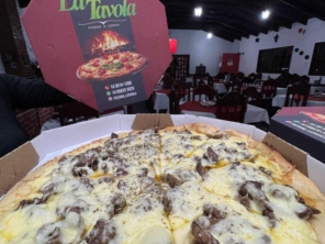 Foto de Lá Távola Pizzaria Pederneiras em Pederneiras, SP por Solutudo