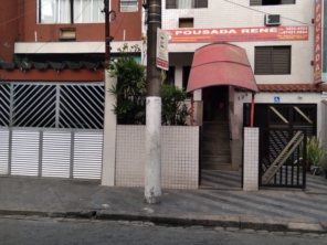Foto de Pousada Renê em Santos, SP por Solutudo