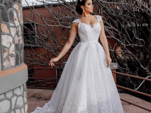Foto de Le Blanc Dresses - Locação de Trajes em Brusque, SC por Solutudo