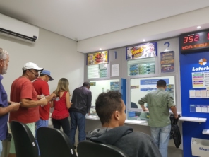 Foto de Casa Lotérica 106 Sul em Brasília, DF por Solutudo