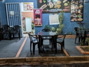 Foto de Top dog & cia em Pederneiras, SP por Solutudo