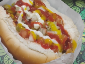 Foto de Top dog & cia em Pederneiras, SP por Solutudo