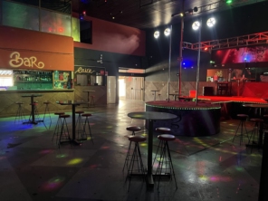 Foto de luxúria Scoth Bar em Itabira, MG por Solutudo