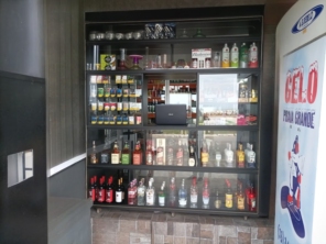 Foto de Adega Tupi em Praia Grande, SP por Solutudo