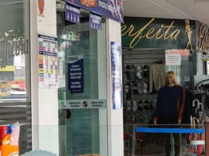 Foto de Lotérica Centro Cia da Sorte em Itapema, SC por Solutudo