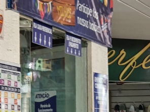 Foto de Lotérica Centro Cia da Sorte em Itapema, SC por Solutudo