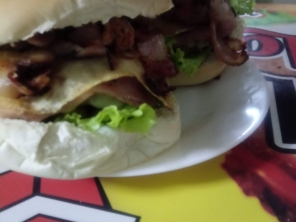 Foto de Lanches Lanchão em Itápolis, SP por Solutudo