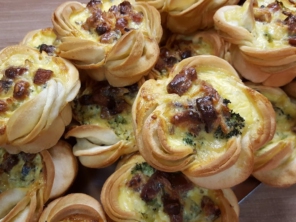 Foto de Quitutes da Dani - Pães, Doces e Salgados em Santa Cruz do Rio Pardo, SP por Solutudo