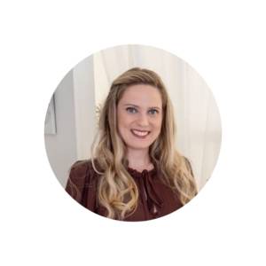 Dra. Mônica Bannwart Mendes (CRM120176/RQE61159)