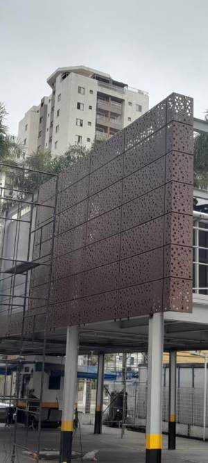 ACM Vale - Comunicação Visual e Estruturas Metálicas 