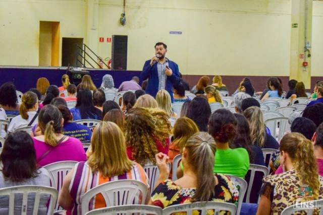 Lins - Palestra Educação 