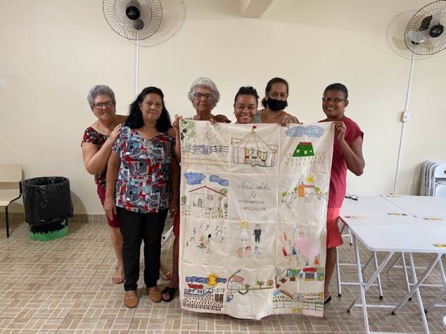 Bento de Abreu - Oficina Colcha de retalhos com Pessoas Idosas - Resgatando Memórias
