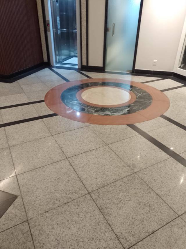 Piso Brilhante & Serviços