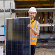 Normas e regulamentações para a instalação de sistemas solares: Mantenha-se dentro da lei.