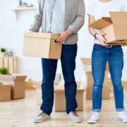Fazer a mudança sozinho ou contratar um profissional: qual a melhor opção?