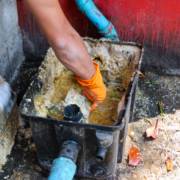 Limpeza e desentupimento de caixa de gordura em Jaú