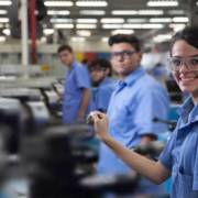 Mais de 15 vagas de emprego: Operador, Auxiliar de Produção, Analista de Departamento Pessoal...
