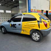Adesivação de Veículos: Sua Marca em Movimento