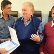 Ramiro Viola recebe o prêmio Inezita Barroso e é homenageado pela Câmara de Botucatu