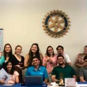 Jovens de Bauru se unem para levar uma Páscoa mais doce para quem precisa