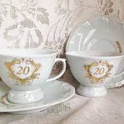 Você sabe o Significado das Bodas de porcelana (20 anos de casamento)