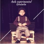 Escola de Artes e Sapateado realiza aula gratuita de teatro infantil neste sábado