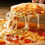 Saiba quais pizzarias de Presidente Prudente estão com promoções no Dia Mundial da Pizza