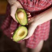 A Fruta que Protege Contra o Câncer Oral e de Garganta