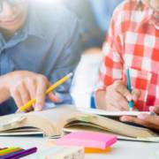 Inscrições abertas para alunos e monitores no Centro de Ensino de Línguas da Unifimes.