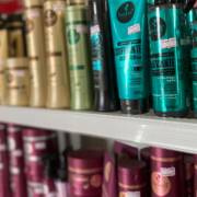 Higiene completa e marcas que você confia: na Drogaria do Trabalhador, cuidar de si é mais fácil