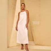 Elegância e Conforto com o Vestido Midi de Crepe