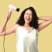 Seu secador de cabelo parou de funcionar? Nós podemos ajudar!