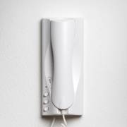 Segurança e Praticidade com os Interfones da Líder Vidros e Alarmes em Mineiros!