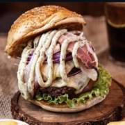 Hambúrguer de Verdade, Sabor de Respeito! Vem pro Rocha