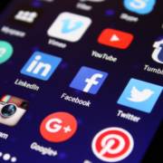 12 Dicas para ter redes sociais atrativas e engajar o público