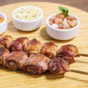 Espetinhos e jantinhas para uma noite cheia de sabor