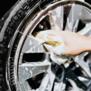 Brilho que Impressiona: Seu Carro Novo de Novo no Lotus Lavacar