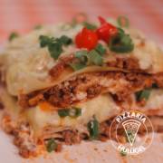 Aperte o play no sabor: lasanhas incríveis da Pizzaria Hulligel em Mineiros