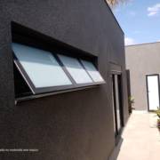 Qualidade e Durabilidade: A Importância das Esquadrias de Alumínio da VerticalGlass